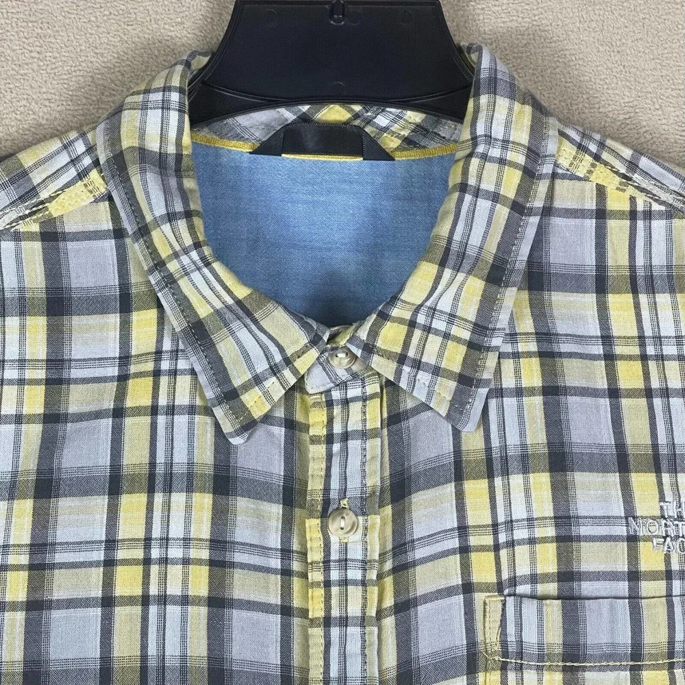 The North Face‎ Mens XL Button Up Short Sleeve Shirt Pockets Relaxed Fit Plaid